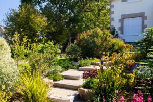 escalier paysage pleslin trigavou histoire un jardin (9)